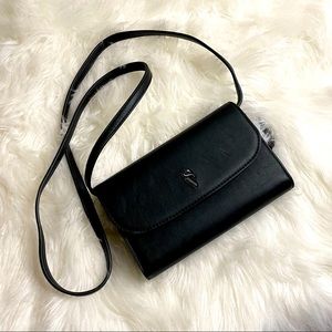 Simply Vera Vera Wang Signature Envelope Crossbody Bag